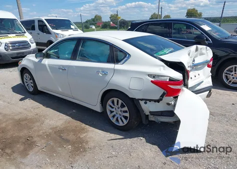 2016 Nissan Altima 2.5/2.5 S/2.5 Sl/2.5 Sr/2.5 Sv из США, поврежденный, VIN 1N4AL3AP2GC217329